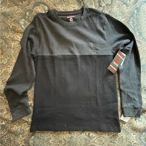 New Akademik’s Two Tone Thermal Shirt Size M
